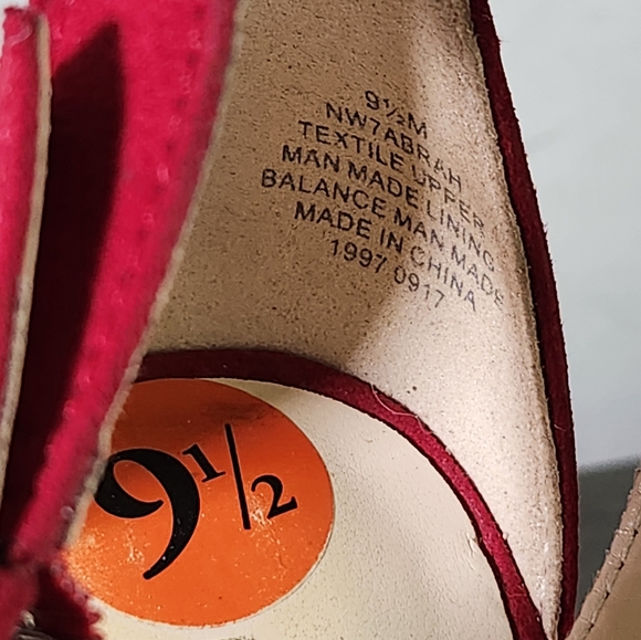Nine West Abrah Red Faux Suede Strap Open Toe High Heel Sandals Shoes S 9.5M NEW - Picture 8 of 9
